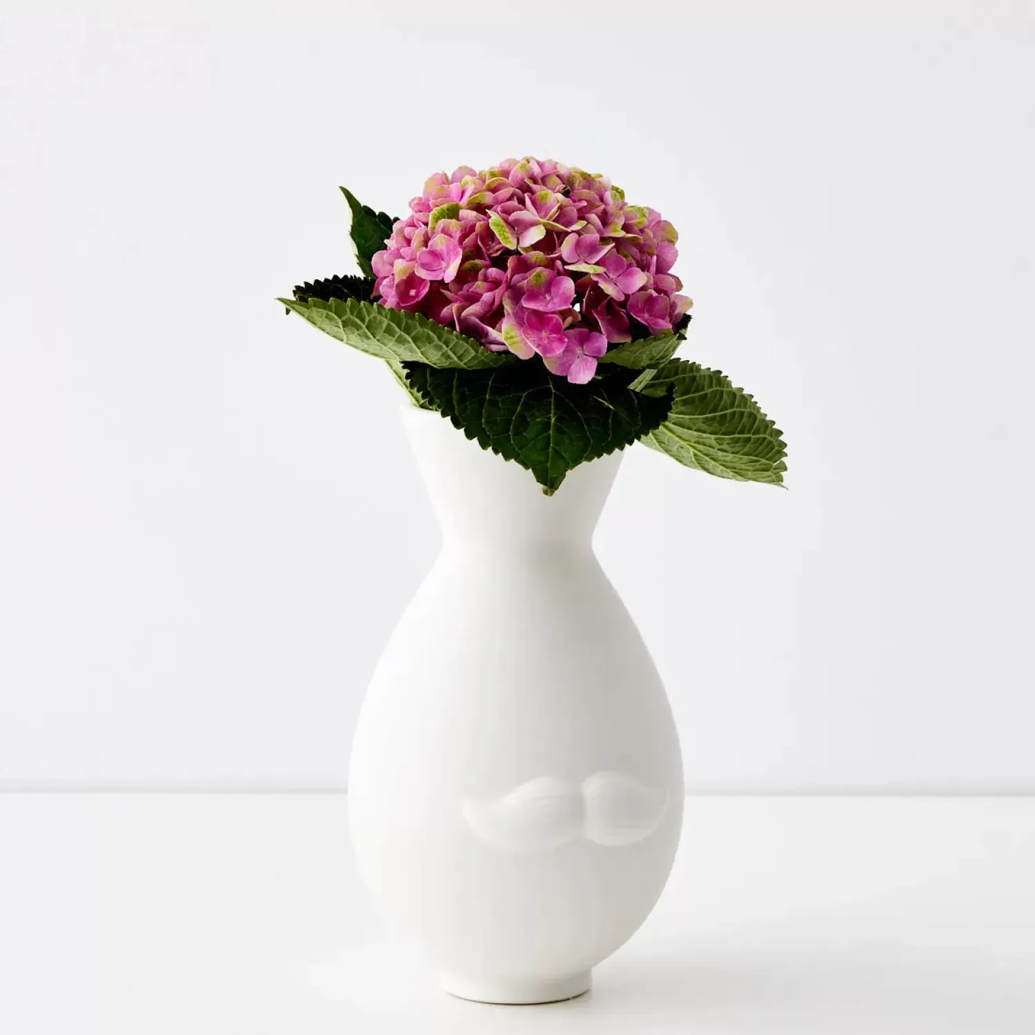 GigiandTom Bisous Ceramic Urn Vase White* Vases