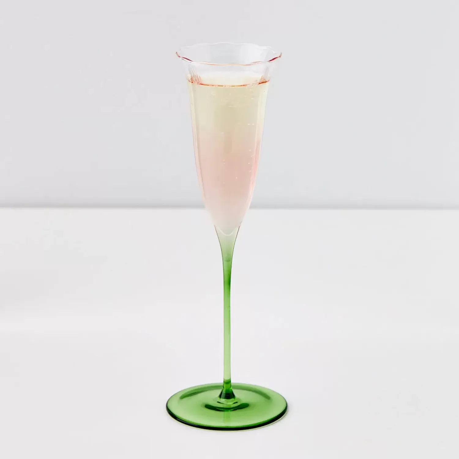 GigiandTom Coloured Bloom Champagne Glass Pink* Wine Glasses