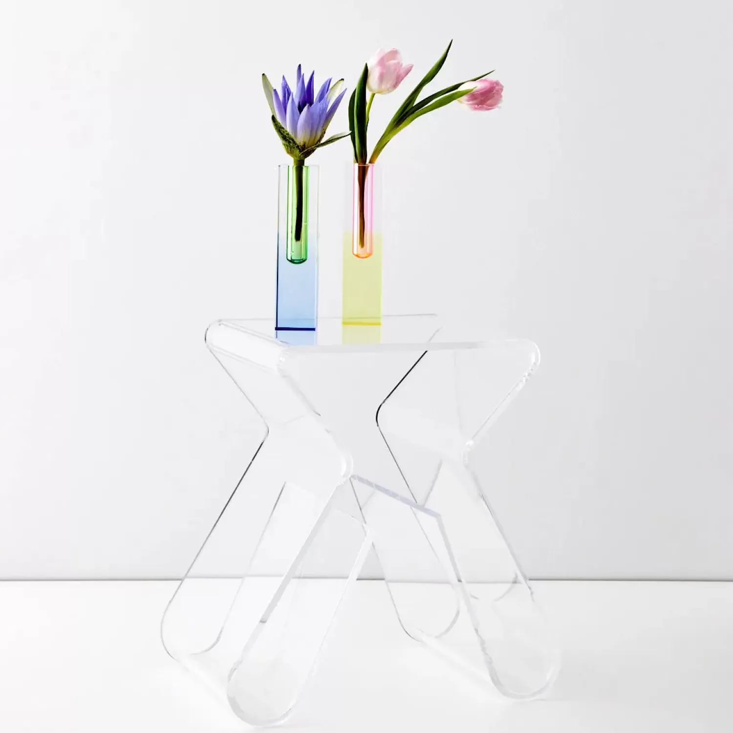 GigiandTom Paperclip Acrylic Side Table Clear* Furniture