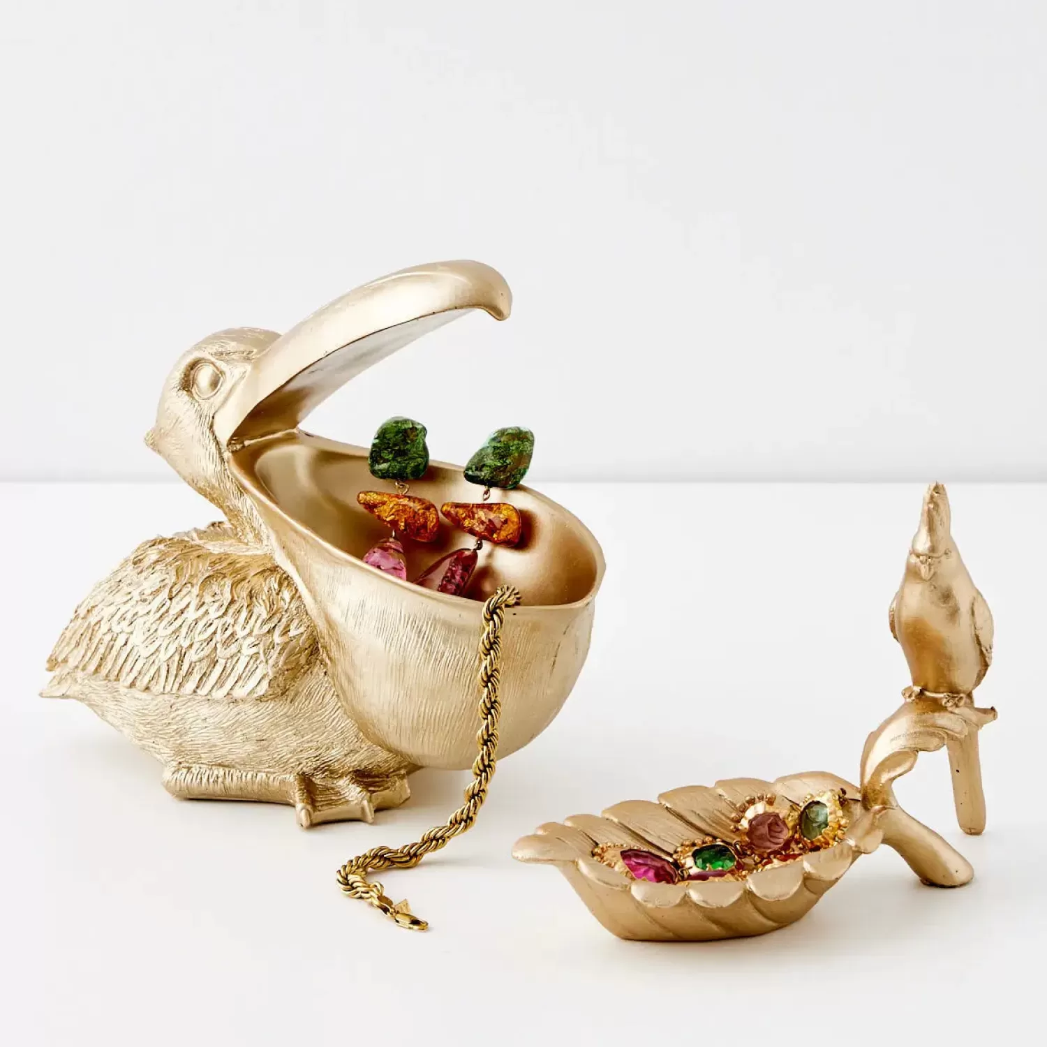 GigiandTom Penny The Parrot Resin Decorative Tray Gold* Decorative Objects & Trays