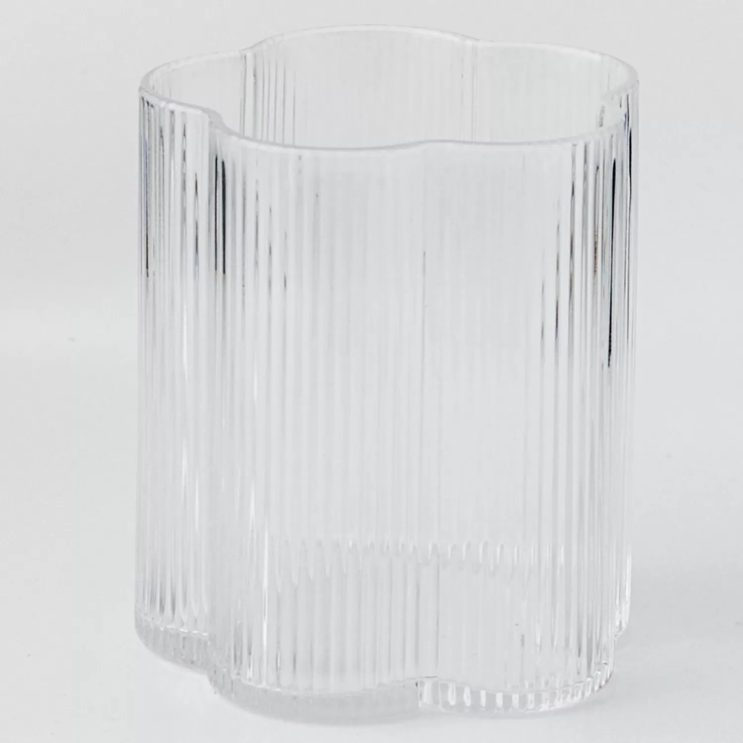 GigiandTom Ribbed Flower Glass Tumbler* Drinkware