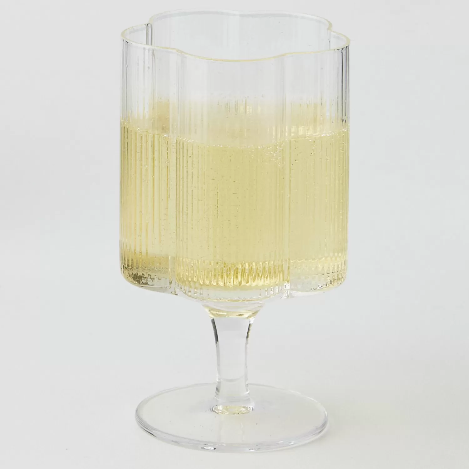 GigiandTom Ribbed Flower Wine Glass* Wine Glasses