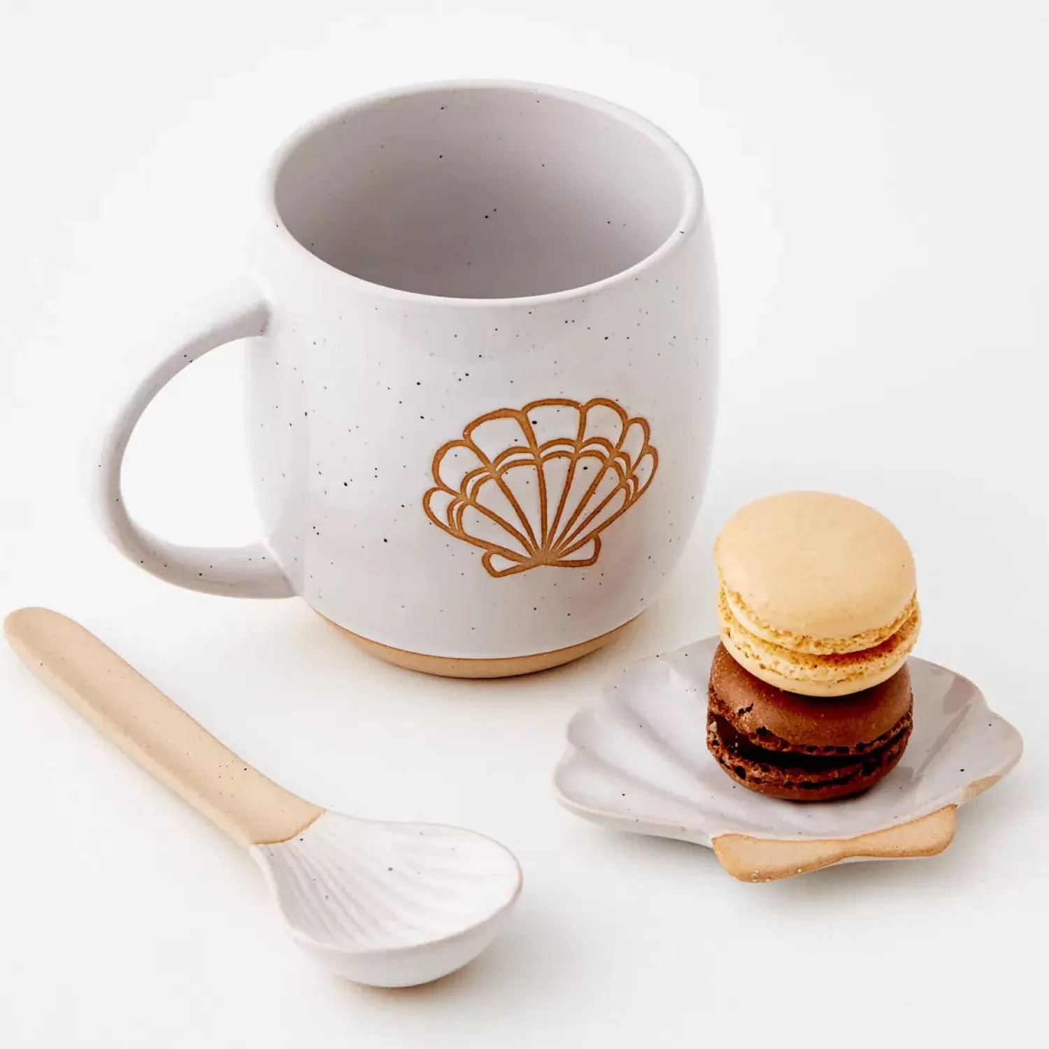 GigiandTom Seashell Ceramic Mug & Spoon Set* Mugs & Teacups