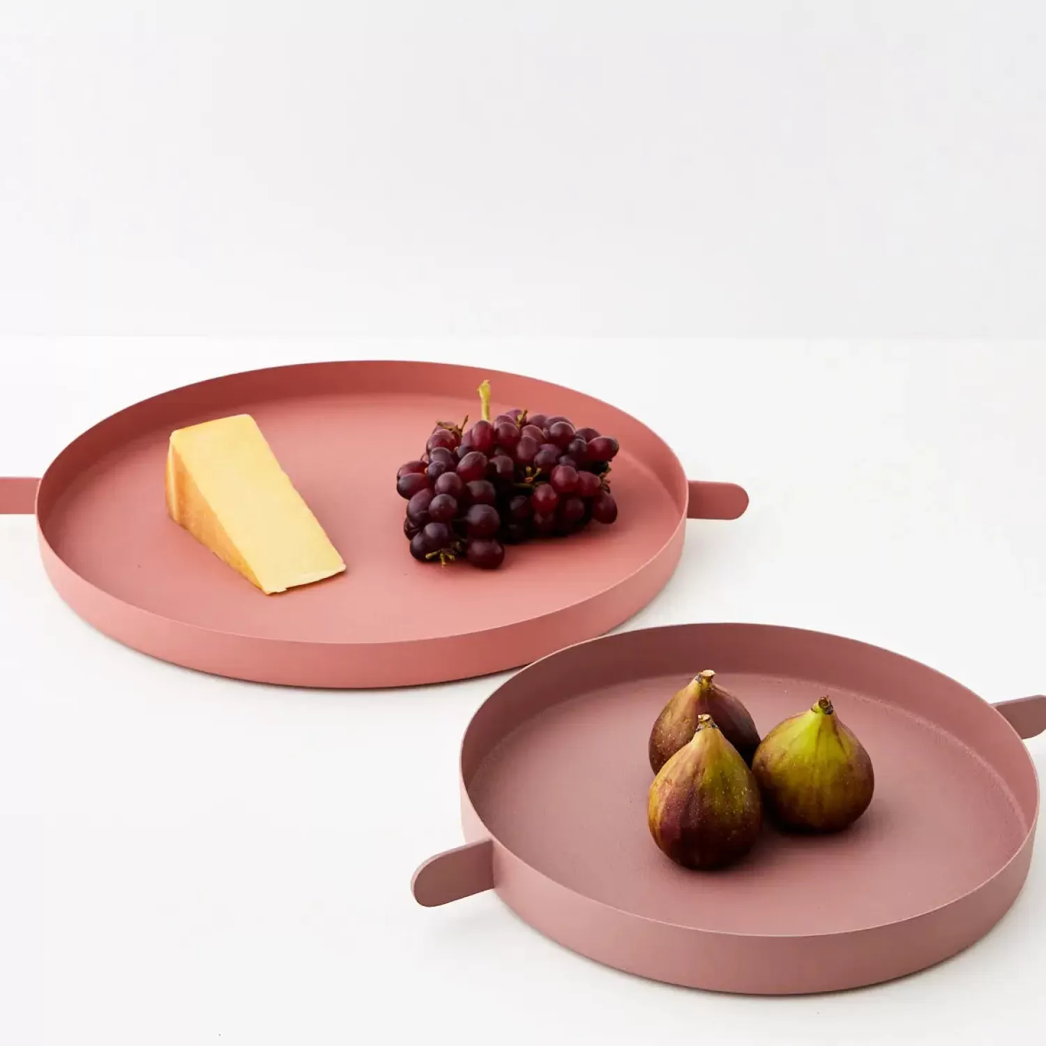 GigiandTom Stackable Metal Serving Tray Set Of 2 Dusty Pink* Serveware